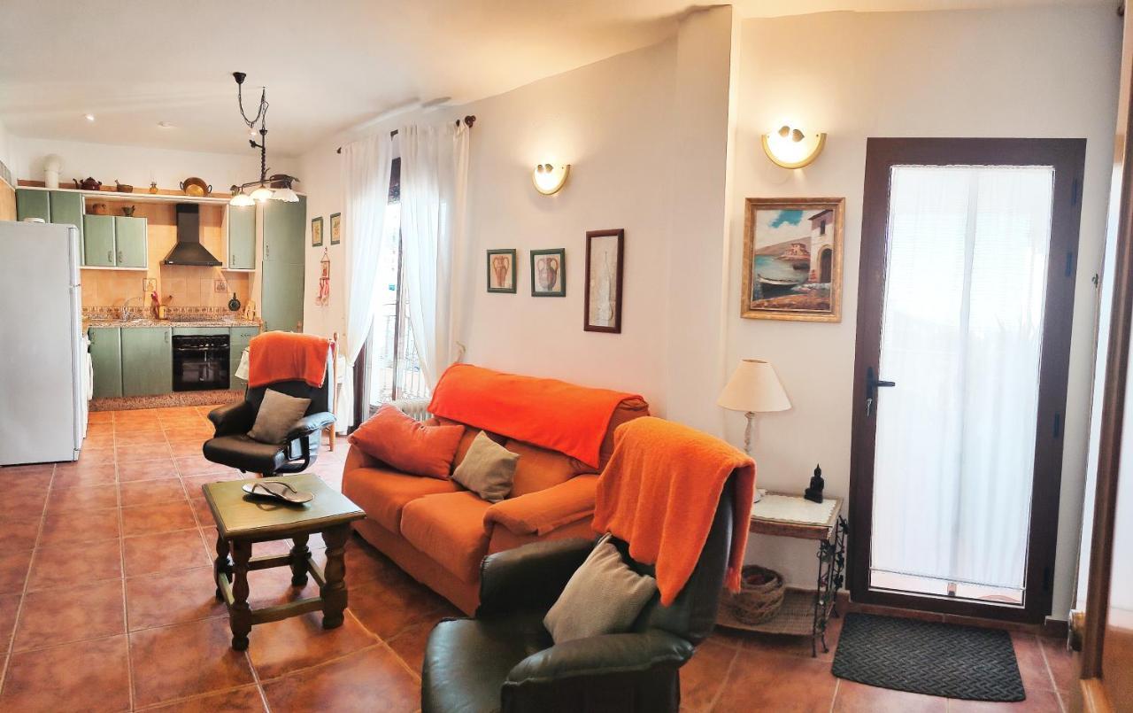 Apartamentos Maria Cómpeta エクステリア 写真